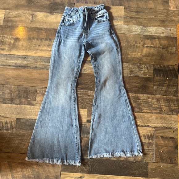 KanCan Denim - Raw hem Flare Jeans in Classic Blue